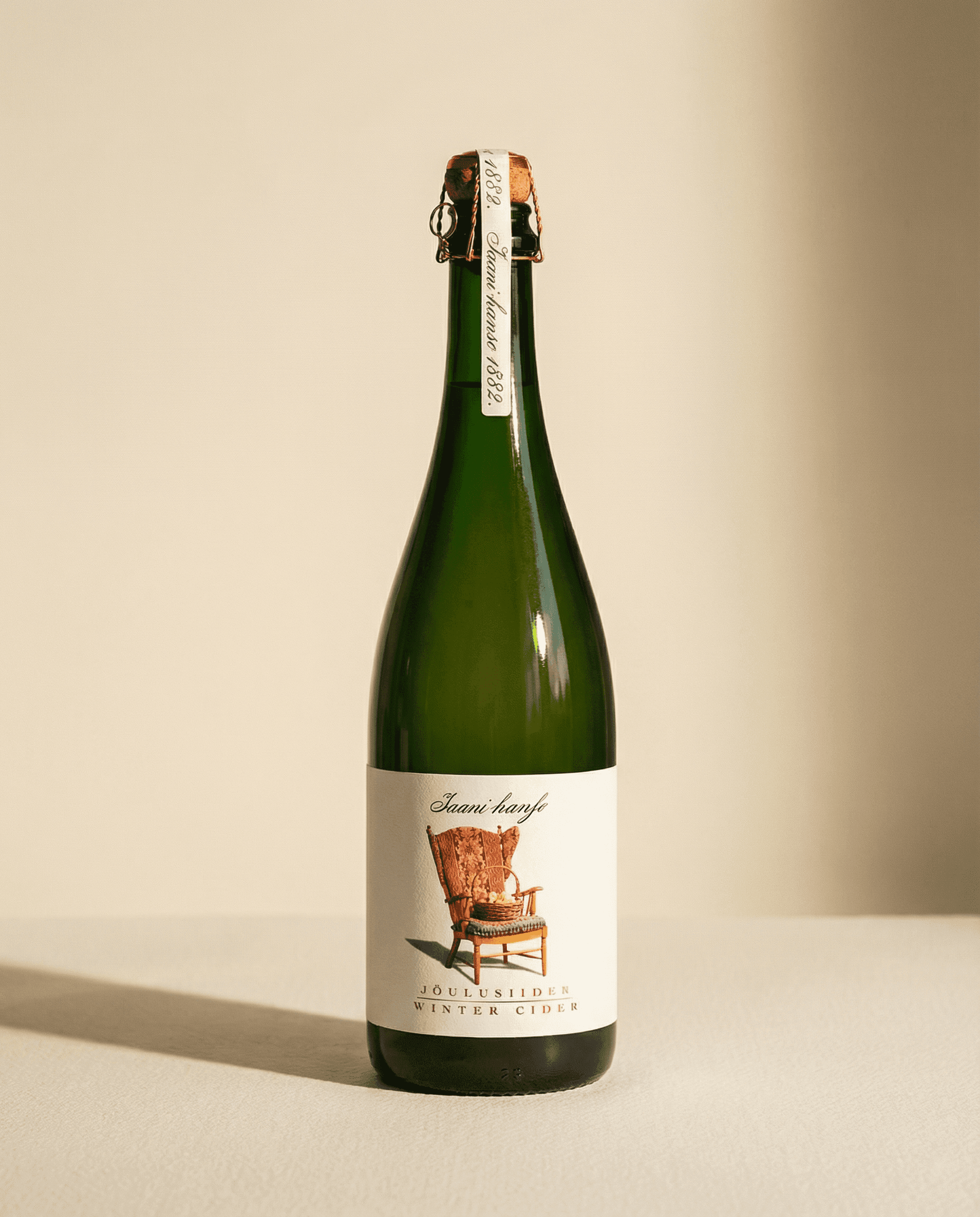 Jaanihanso clean shot